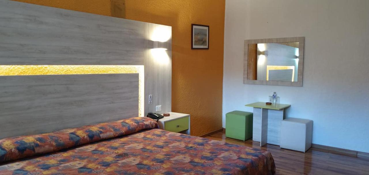 Hotel Gilbert 멕시코 시 외부 사진